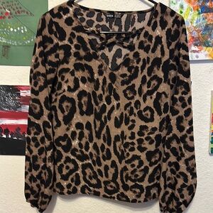 2/$5 bundle! 
SHEIN Leopard Print Women's Top